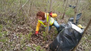 pracownicy Urzędu Miasta Opola podczas Akcji Trash Challenge- Wyzwanie Opola Sprzątanie