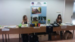 stoisko edukacyjne podczas Pierwszej Regionalnej Konferencji Edukacyjnej dla samorządów