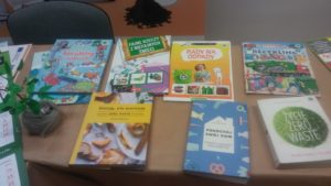 ksiązki o tematyce zero waste , recyklingu i gospodraki odpadami