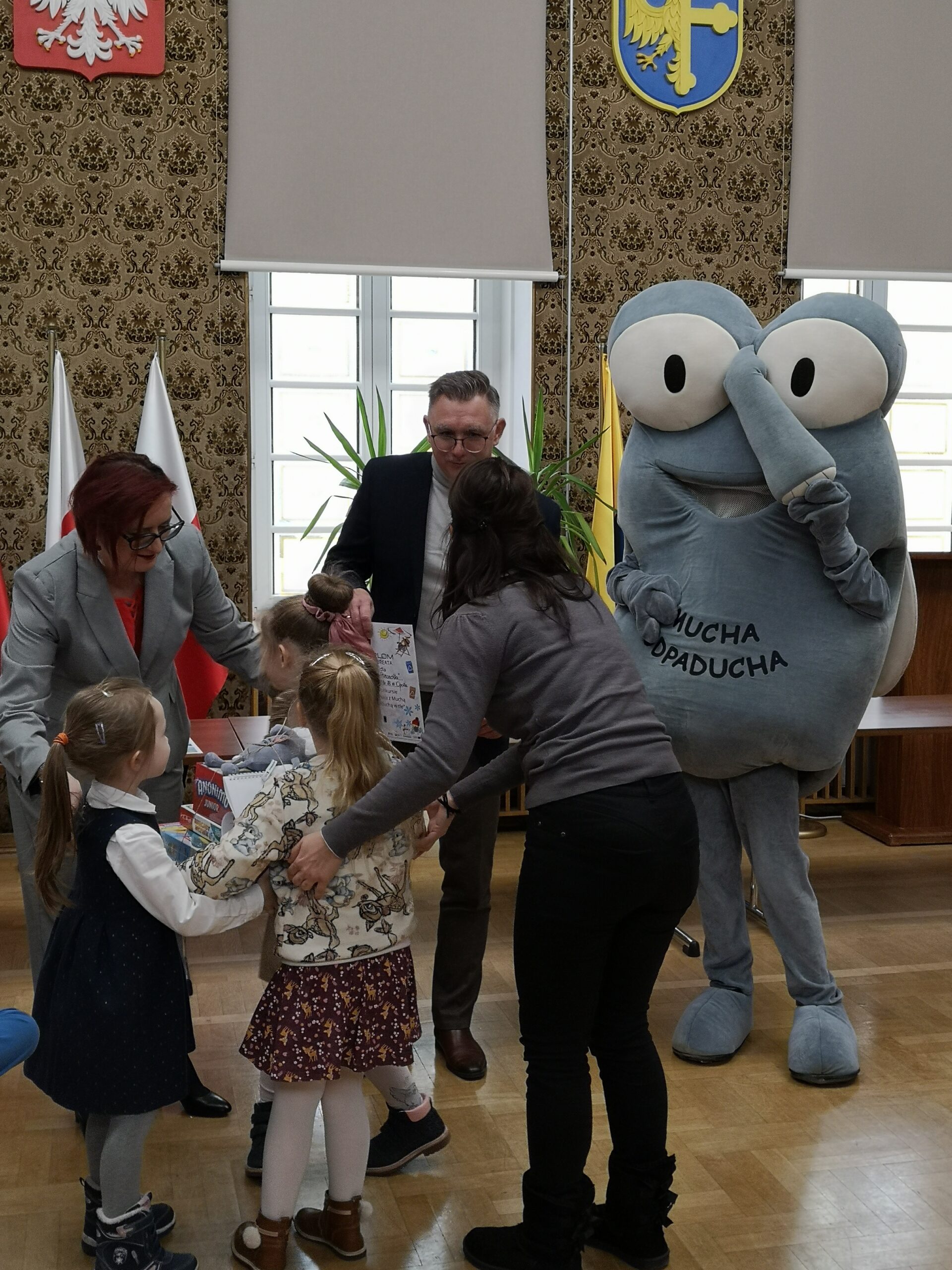 Rozdanie nagród w konkursie "Pory roku z Muchą Odpaduchą w tle"